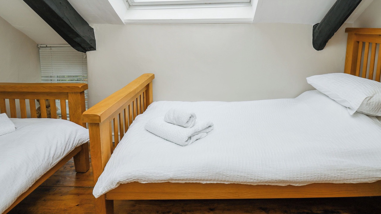Photo of Bedroom in Llansantffraed