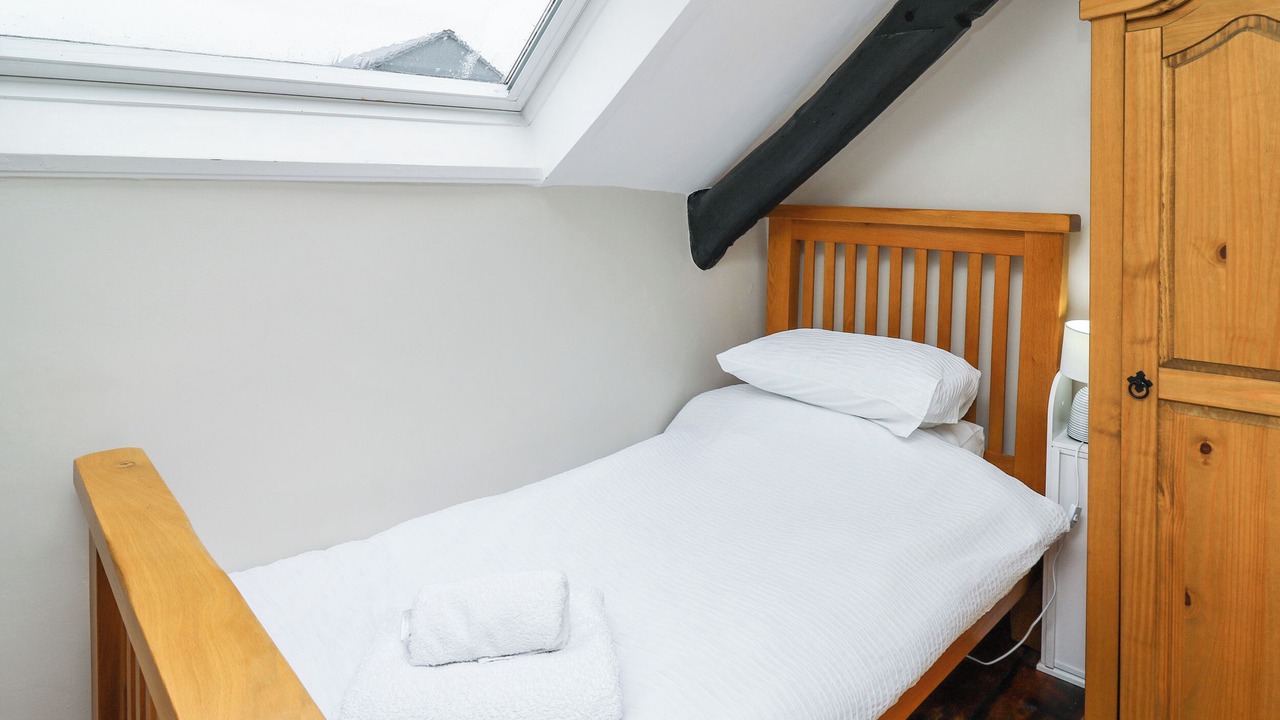 Photo of Bedroom in Llansantffraed