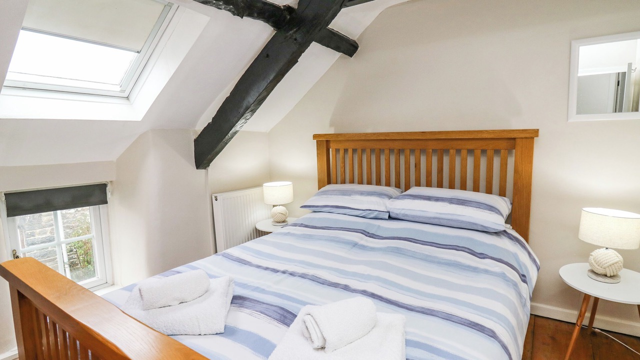 Photo of Bedroom in Llansantffraed