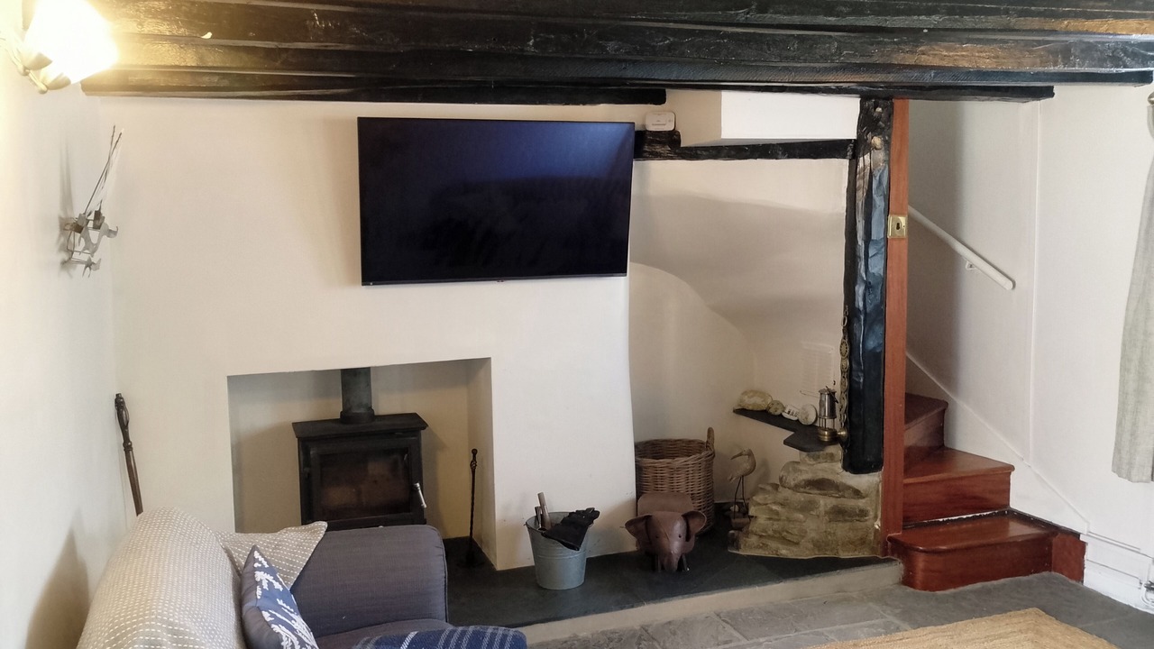 Photo of Livingroom in Llansantffraed