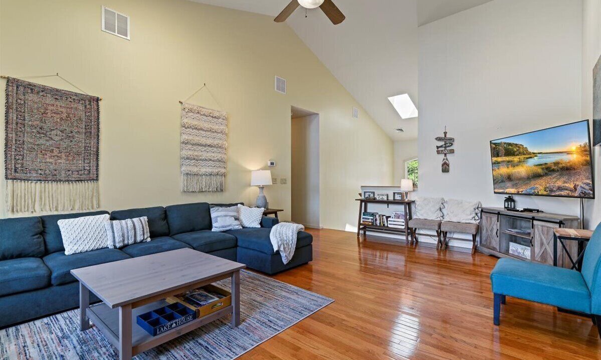 Photo of Bedroom in Drums