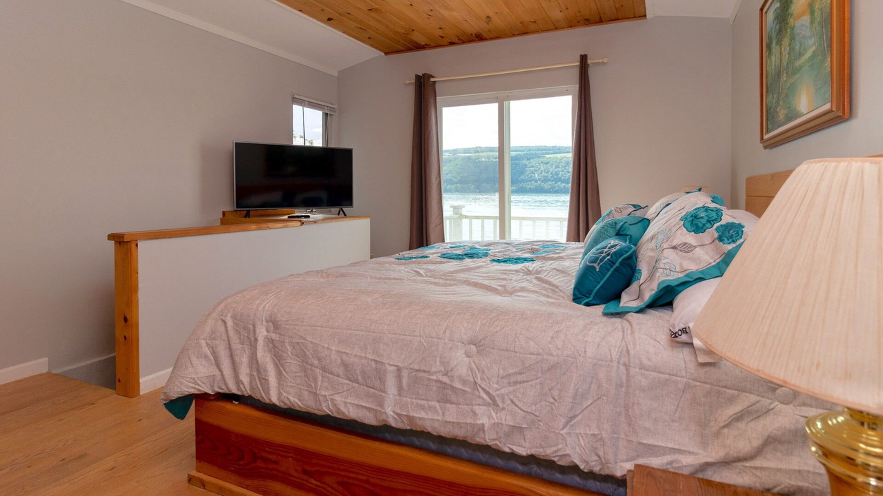 Photo of Bedroom in Hammondsport