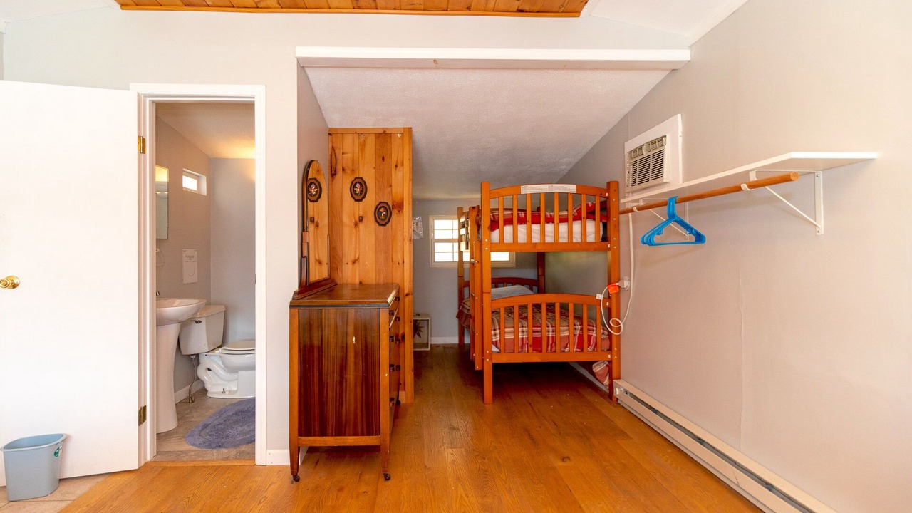 Photo of Bedroom in Hammondsport