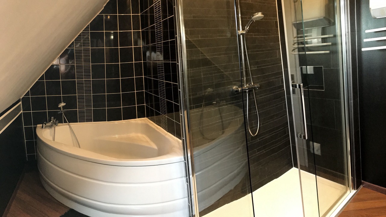 Photo of Bathroom in Brunembert