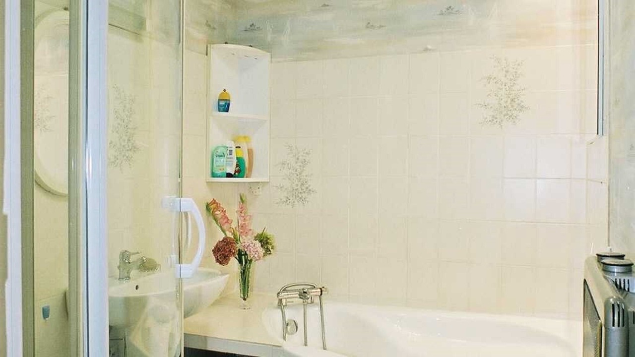 Photo of Bathroom in Etretat
