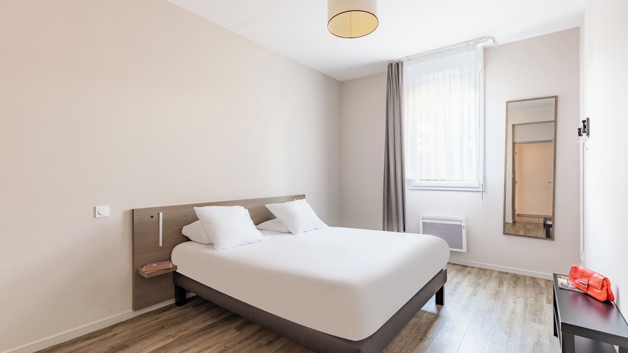 Photo of Bedroom in Saint-Marc-sur-Mer