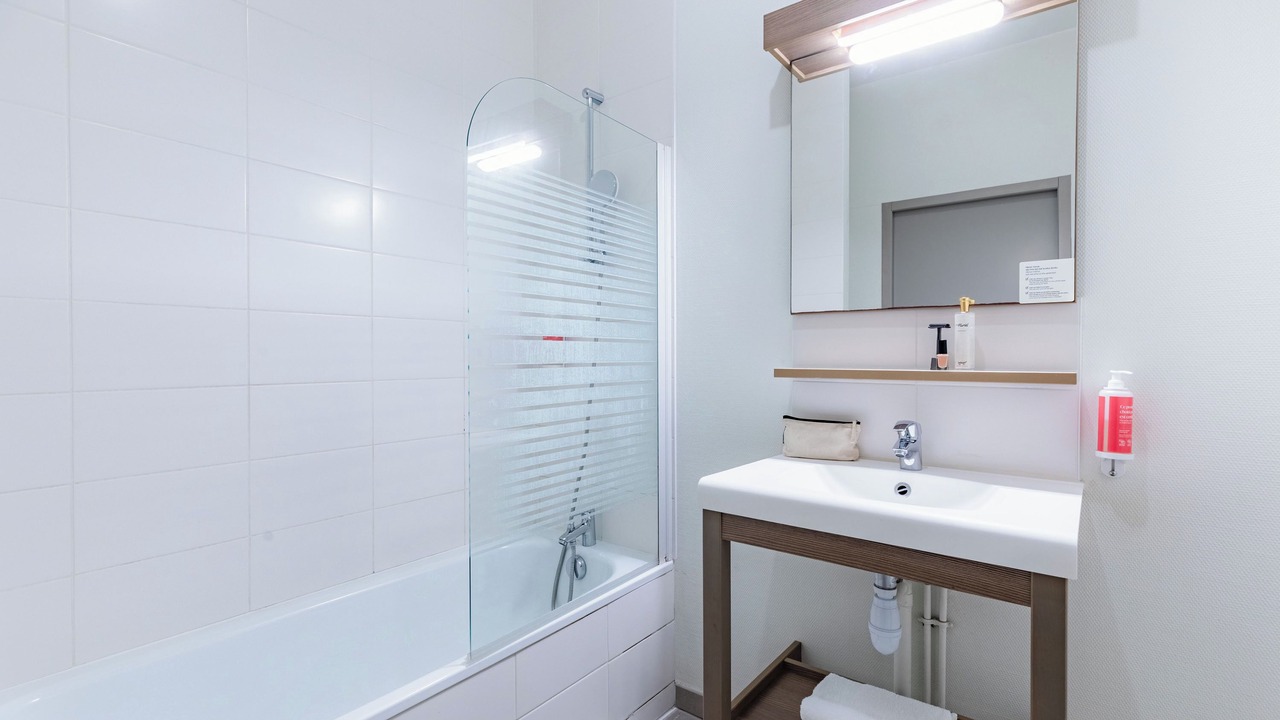 Photo of Bathroom in Saint-Marc-sur-Mer
