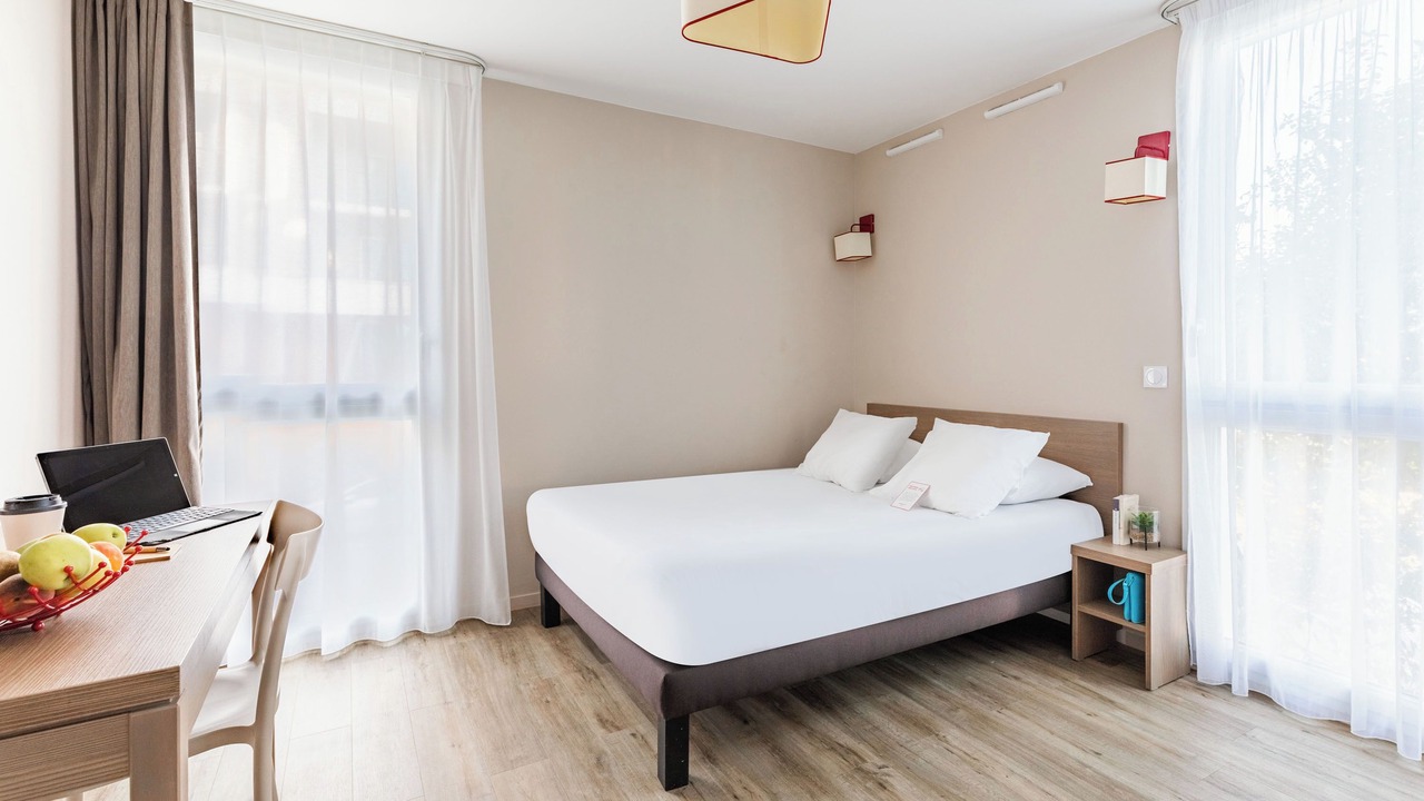 Photo of Bedroom in Saint-Marc-sur-Mer