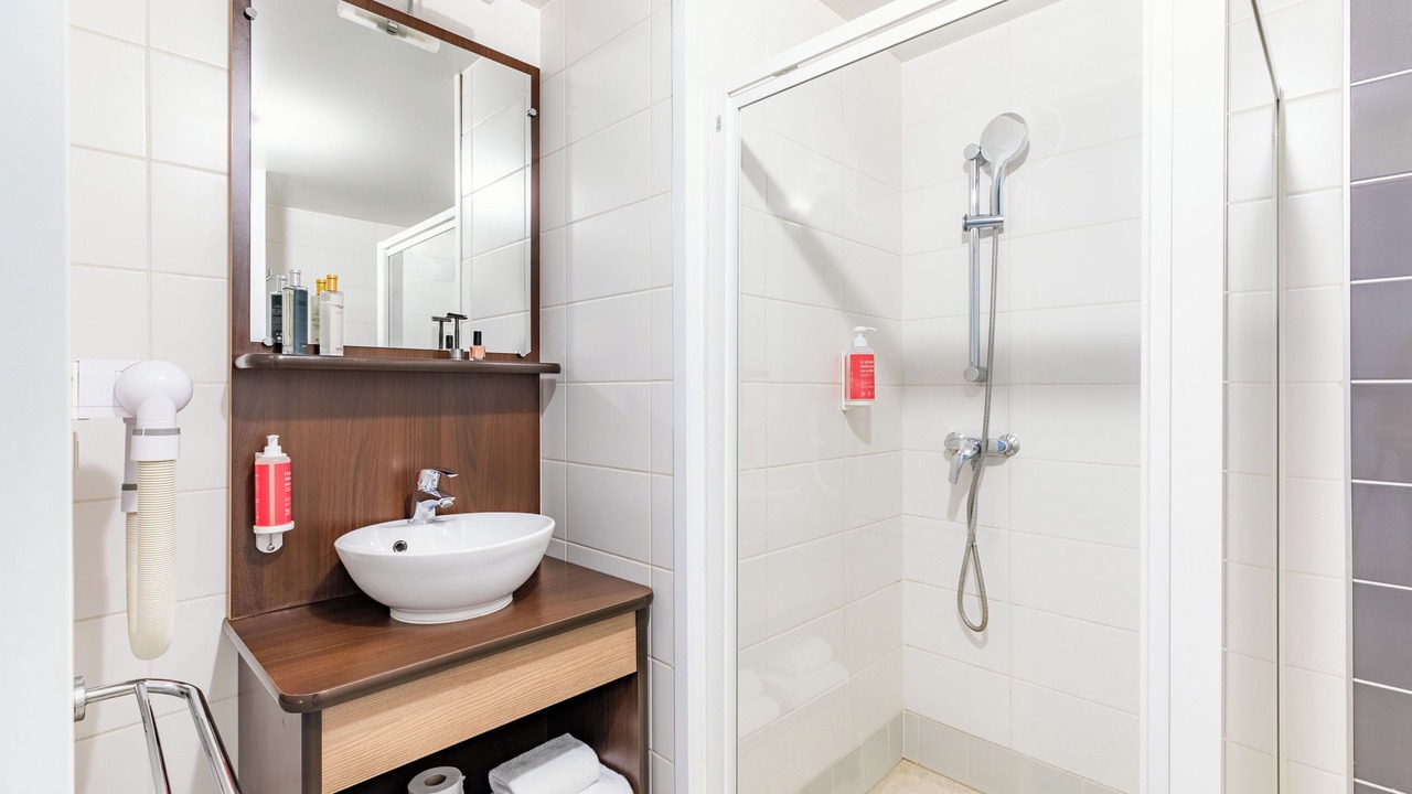 Photo of Bathroom in Saint-Marc-sur-Mer