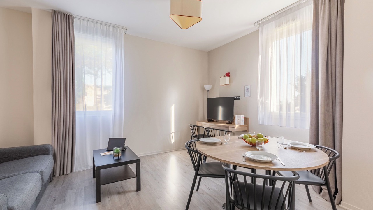 Photo of Livingroom in Saint-Marc-sur-Mer