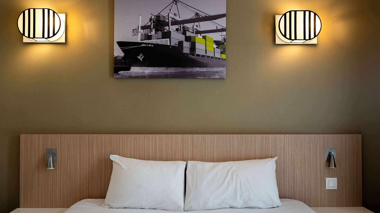 Photo of Bedroom in Saint-Charles du Port