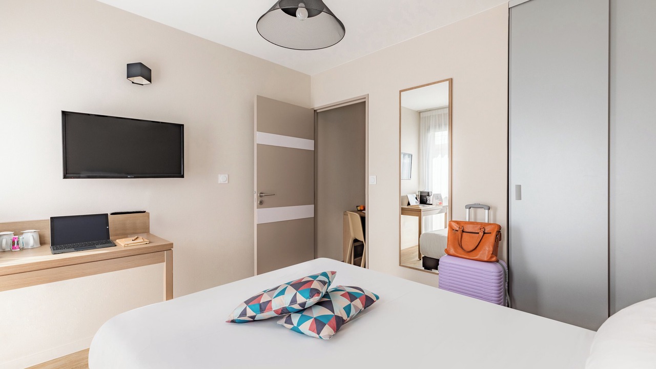 Photo of Bedroom in Saint-Serge