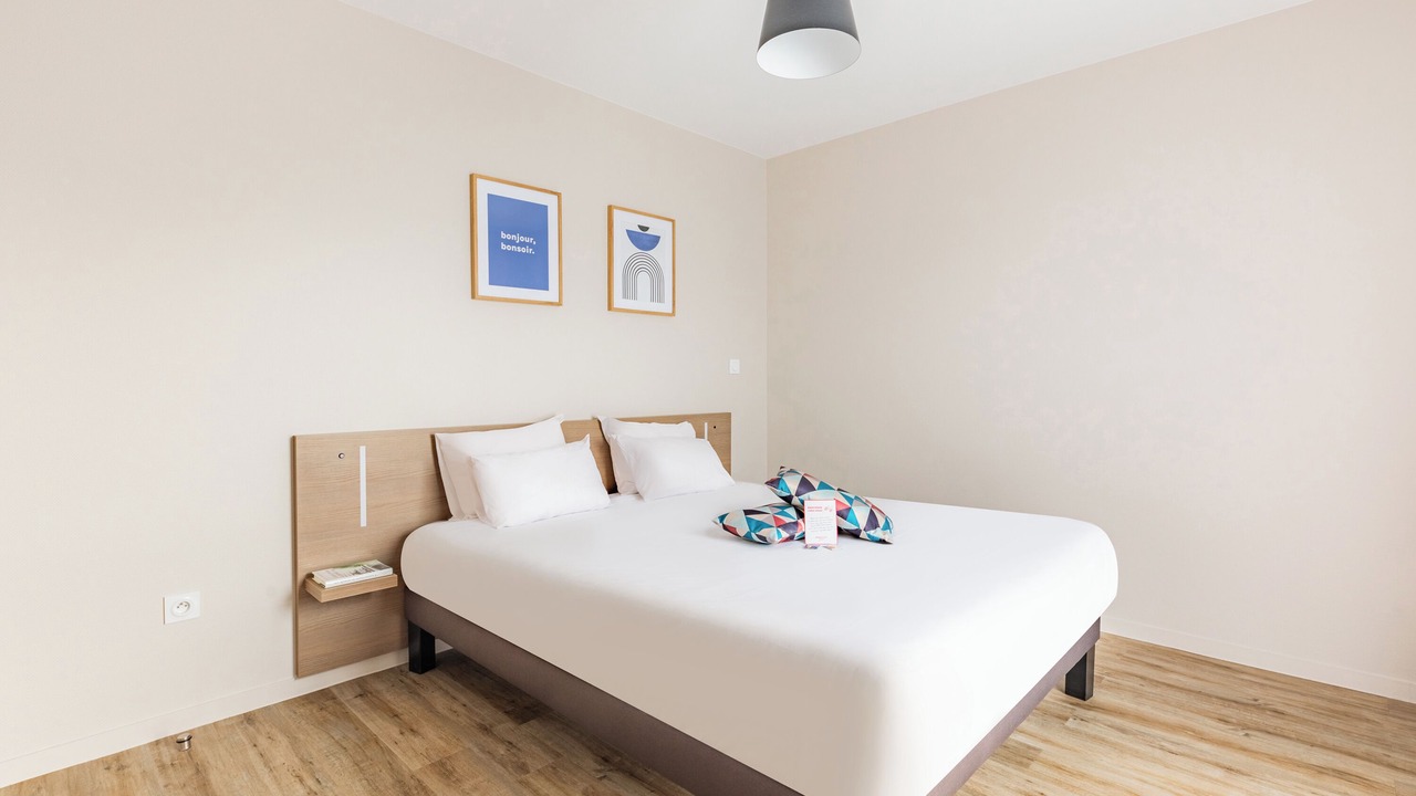 Photo of Bedroom in Saint-Serge