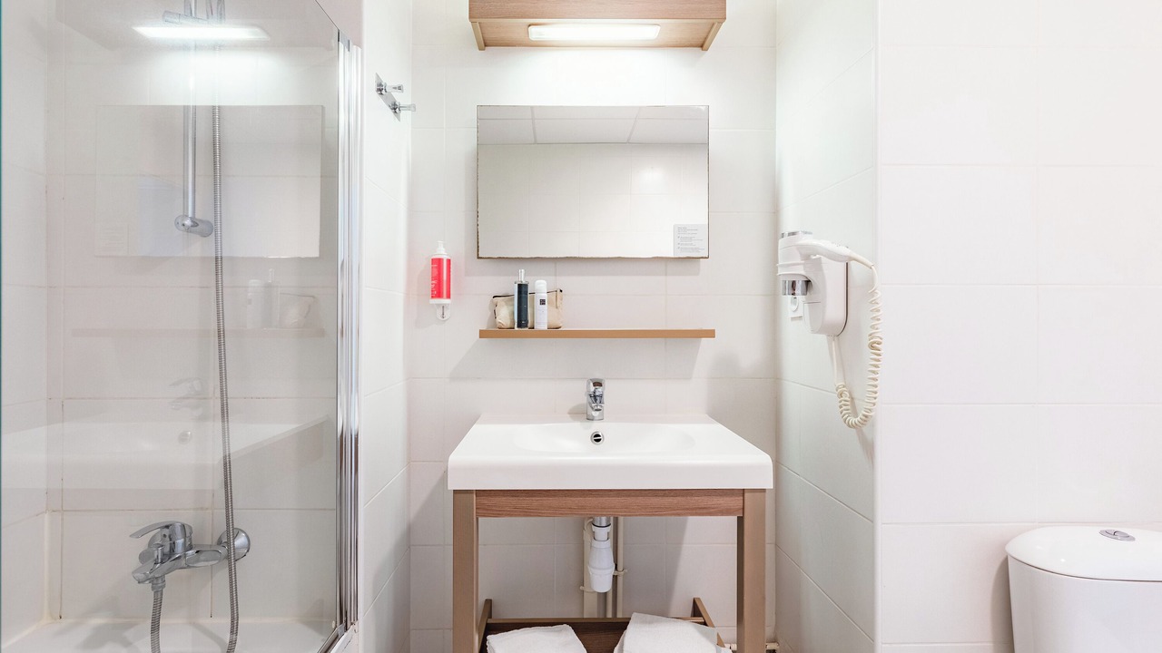 Photo of Bathroom in Saint-Assiscle