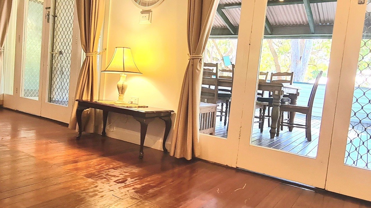 Photo of Livingroom in Anna Bay