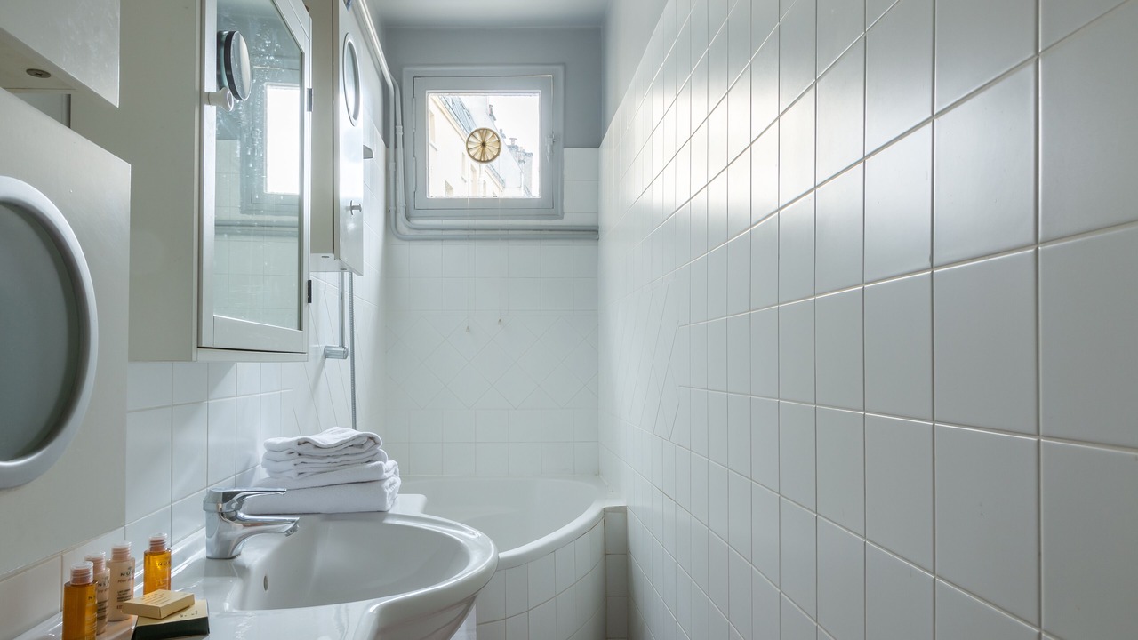 Photo of Bathroom in Batignolles