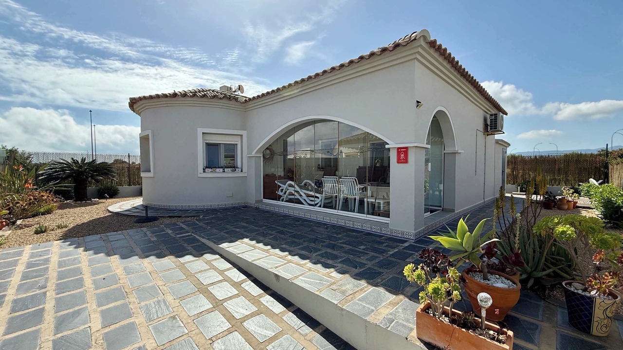Photo of Patio Balcony in Vergel