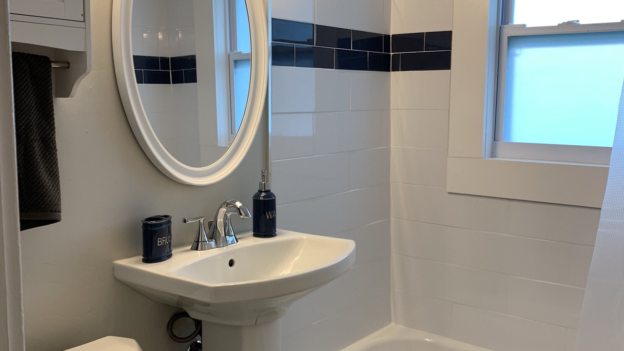 Photo of Bathroom in Mango Groves