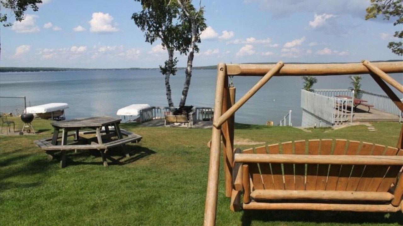 Photo of Outdoor in Herron