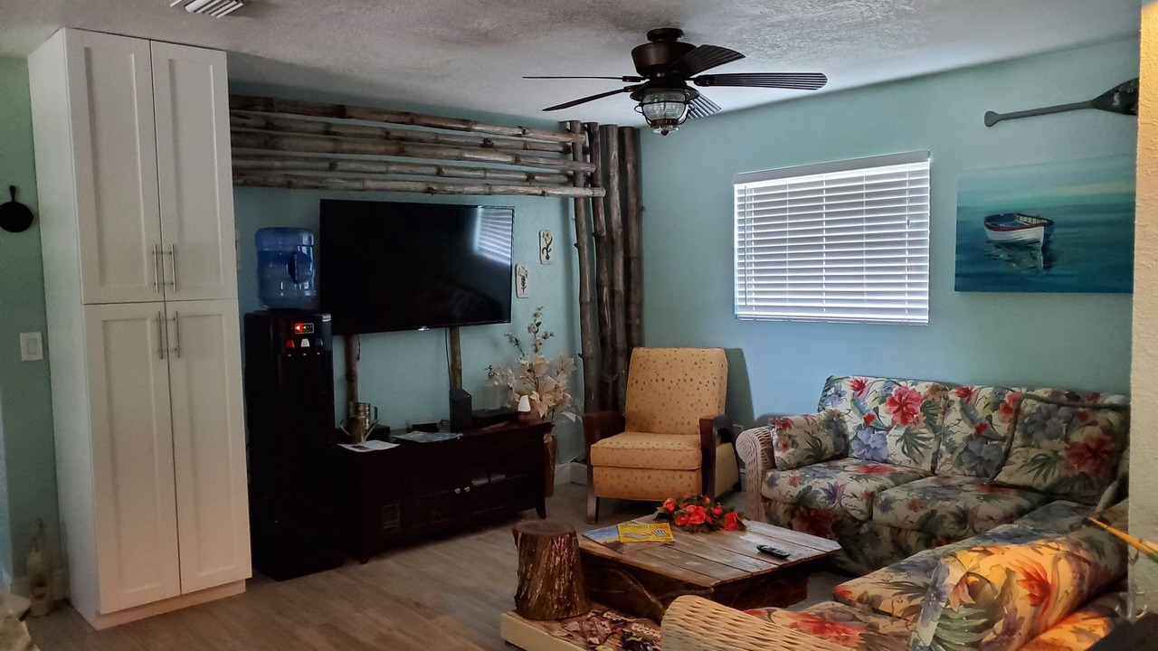 Photo of Livingroom in Fort Ogden