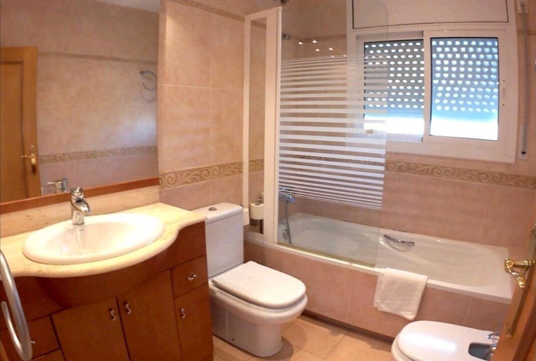 Photo of Bathroom in Cunit