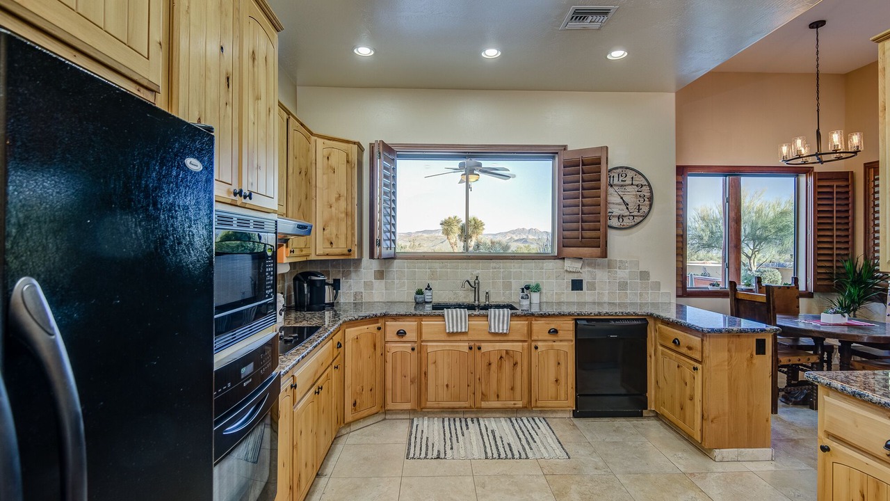 Photo of Kitchen in Rio Verde Foothills