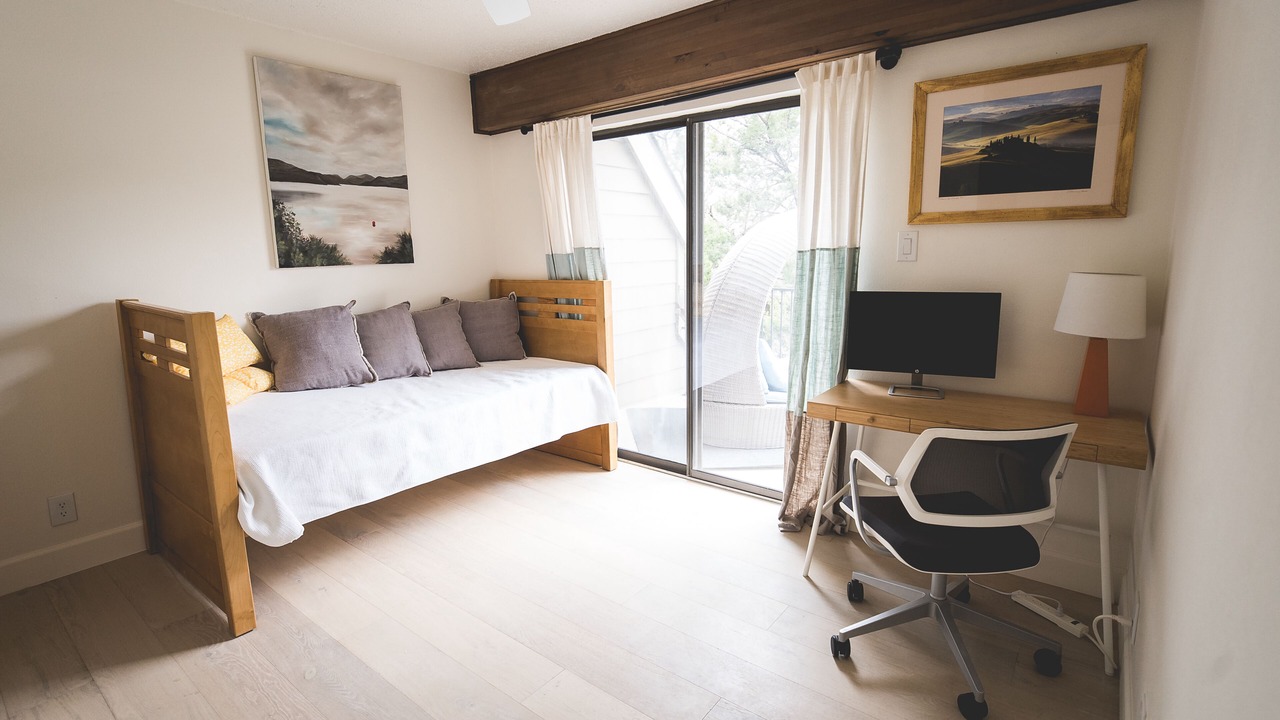 Photo of Bedroom in Barton Hills