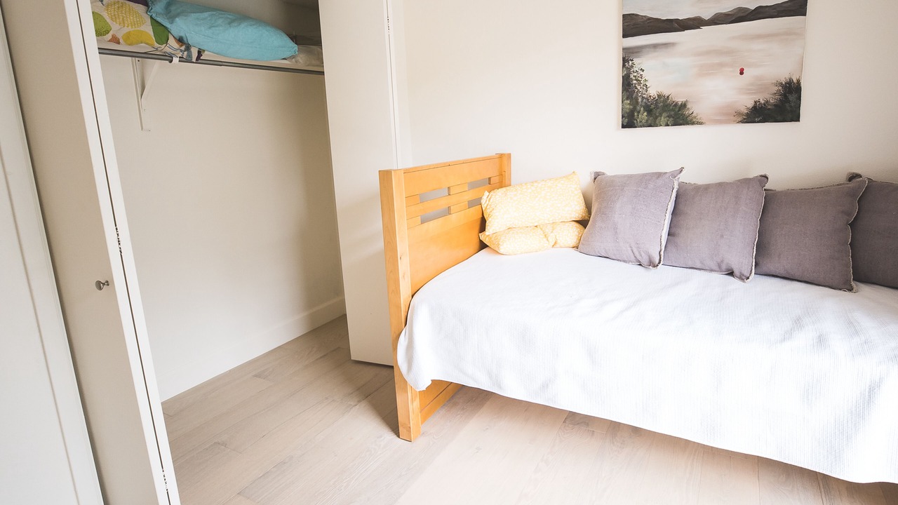 Photo of Bedroom in Barton Hills