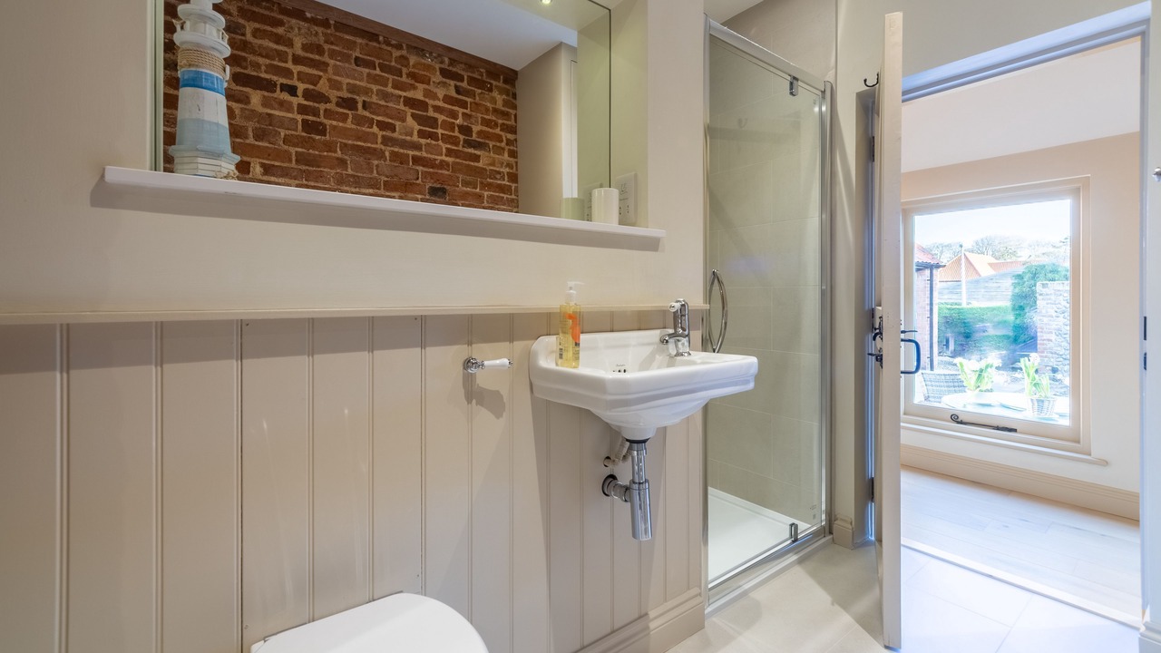 Photo of Bathroom in Weybourne