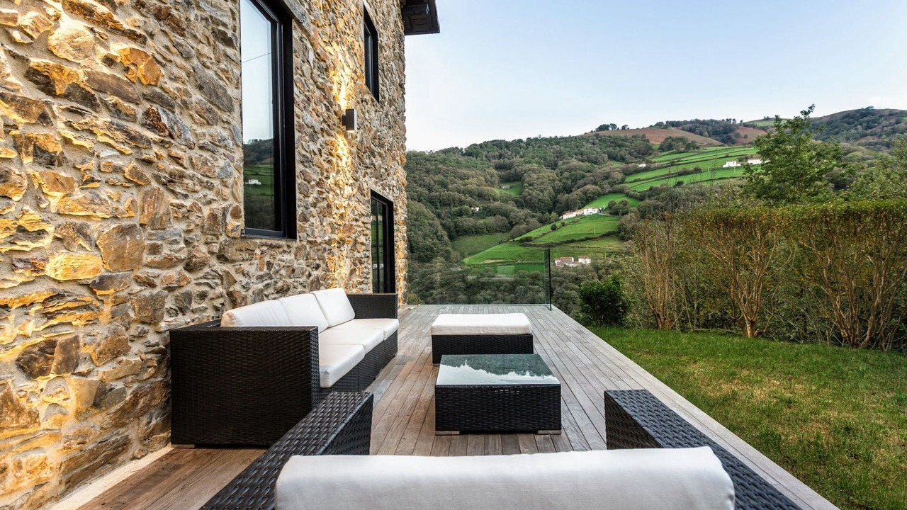 Photo of Patio Balcony in Valcarlos