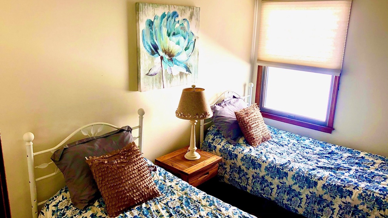 Photo of Bedroom in Townsend's Inlet