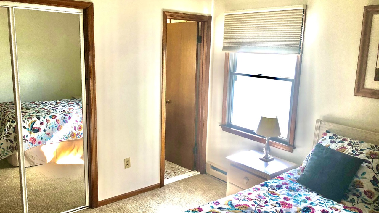 Photo of Bedroom in Townsend's Inlet