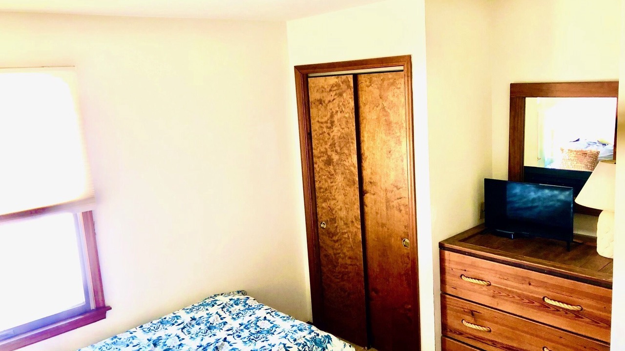 Photo of Bedroom in Townsend's Inlet