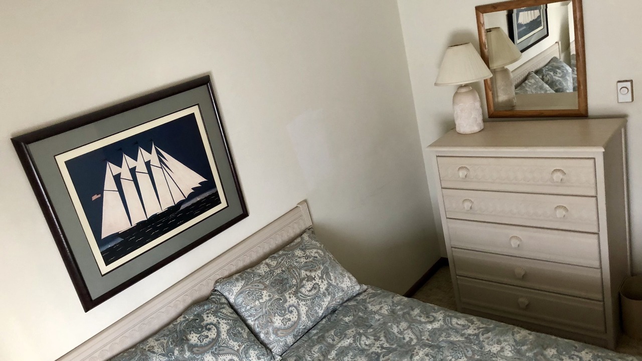 Photo of Bedroom in Townsend's Inlet