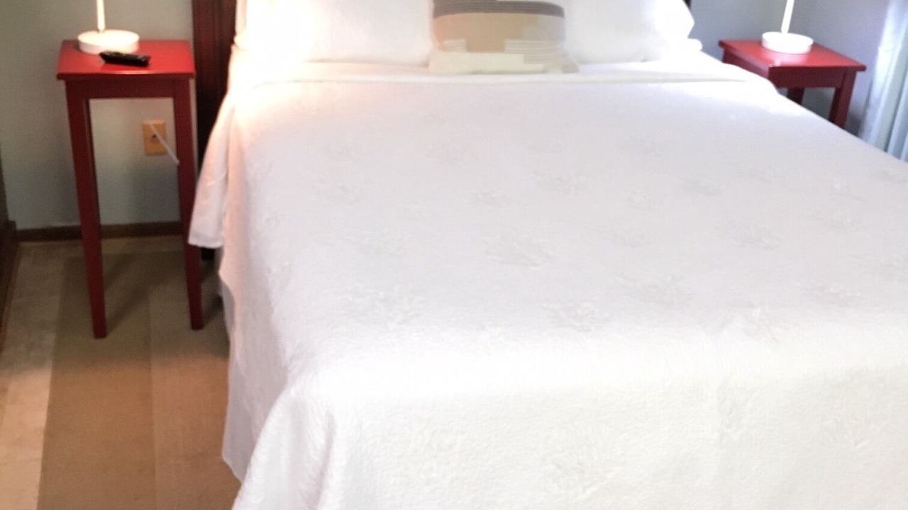 Photo of Bedroom in Curiosity Cave