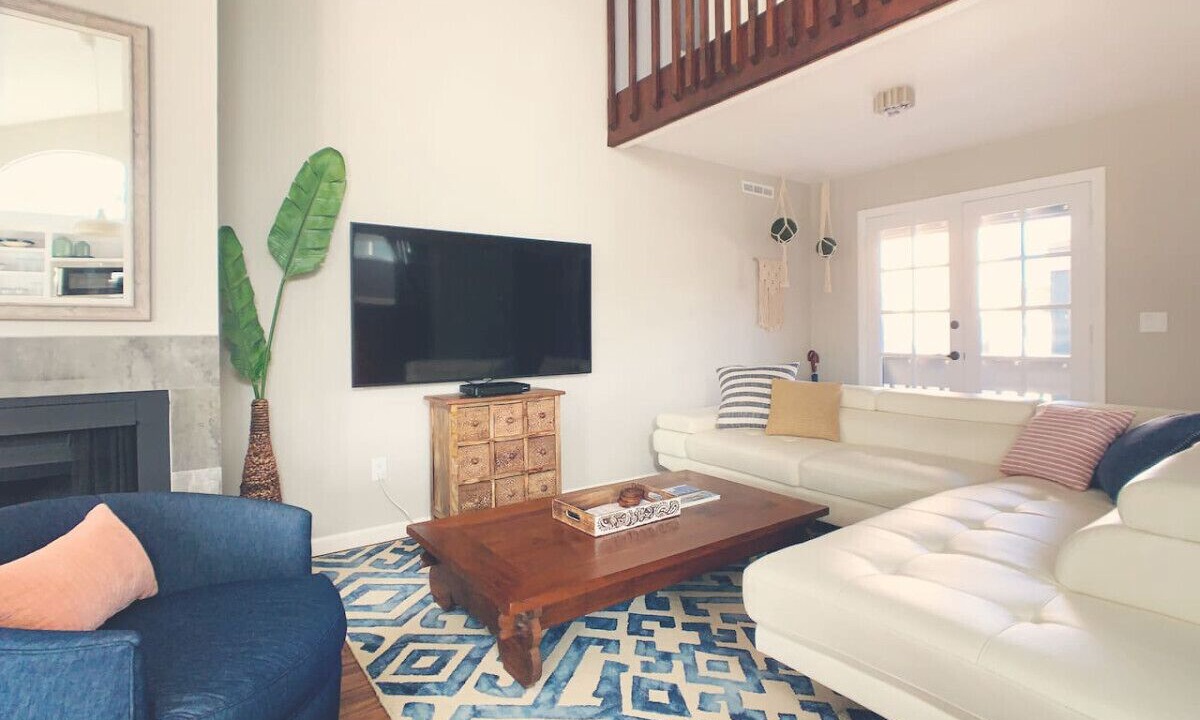 Photo of Livingroom in South Mission Beach