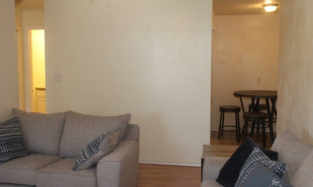 Photo of Livingroom in Lawton