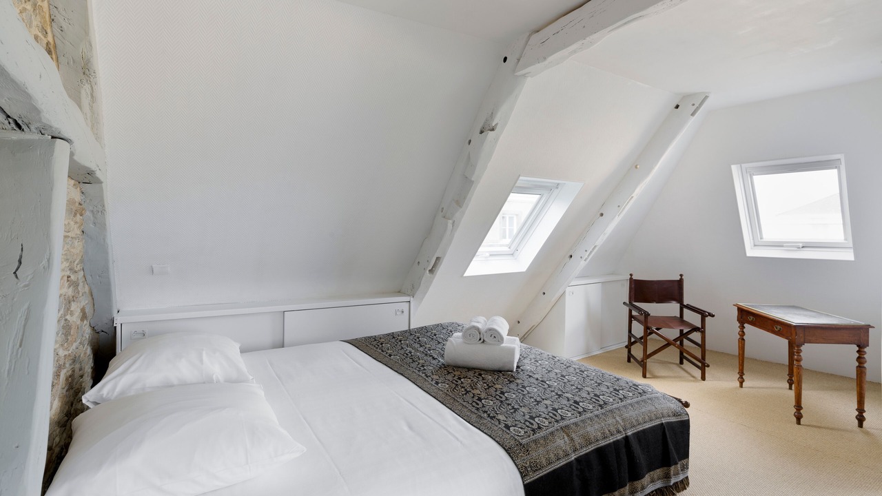 Photo of Bedroom in Saint-Servan