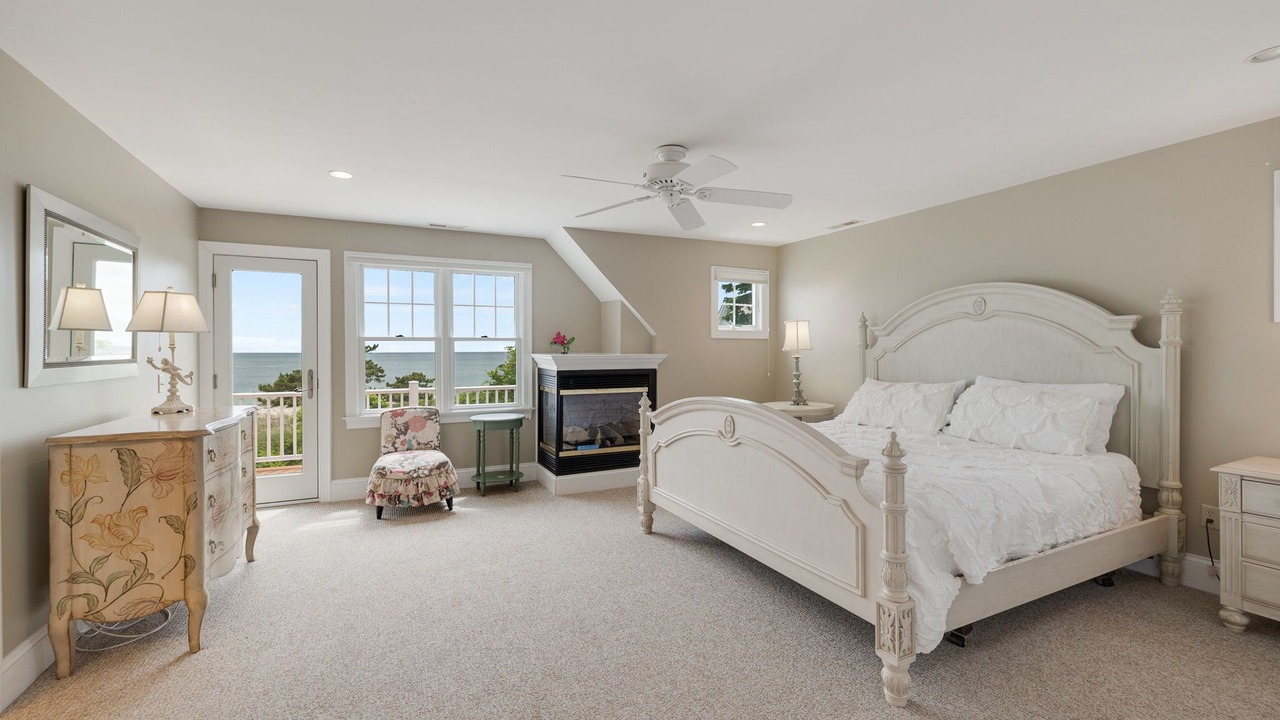 Photo of Bedroom in Northwest Harwich