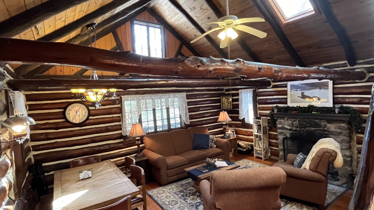 Photo of Livingroom in East Stroudsburg
