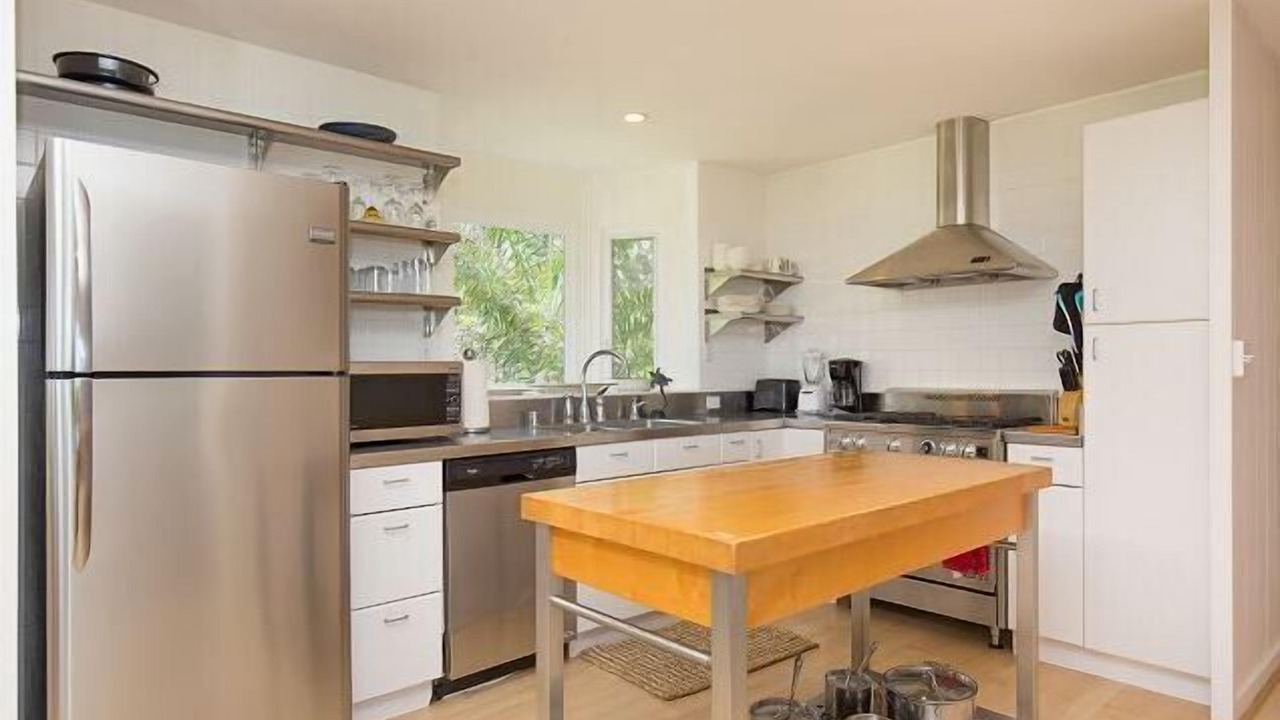 Photo of Kitchen in Haleiwa