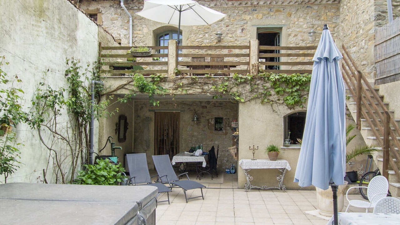 Photo of Patio Balcony in La Bastide-sur-l'Hers