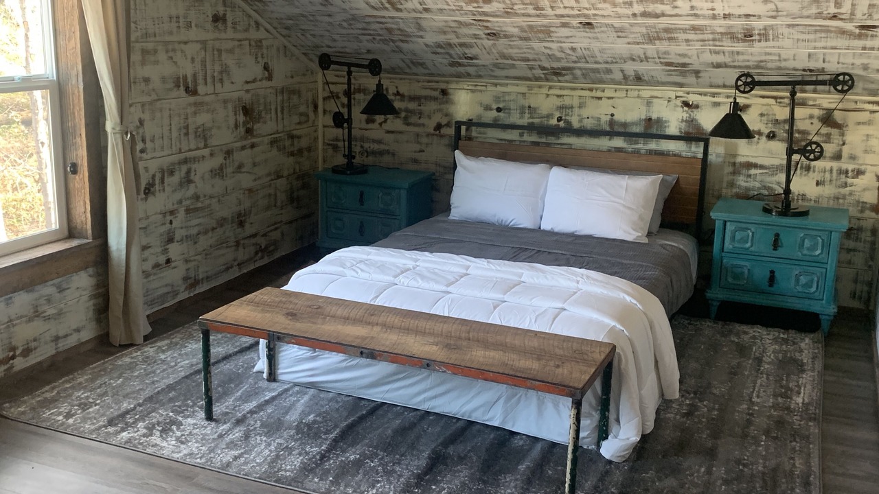 Photo of Bedroom in Cedar Ridge