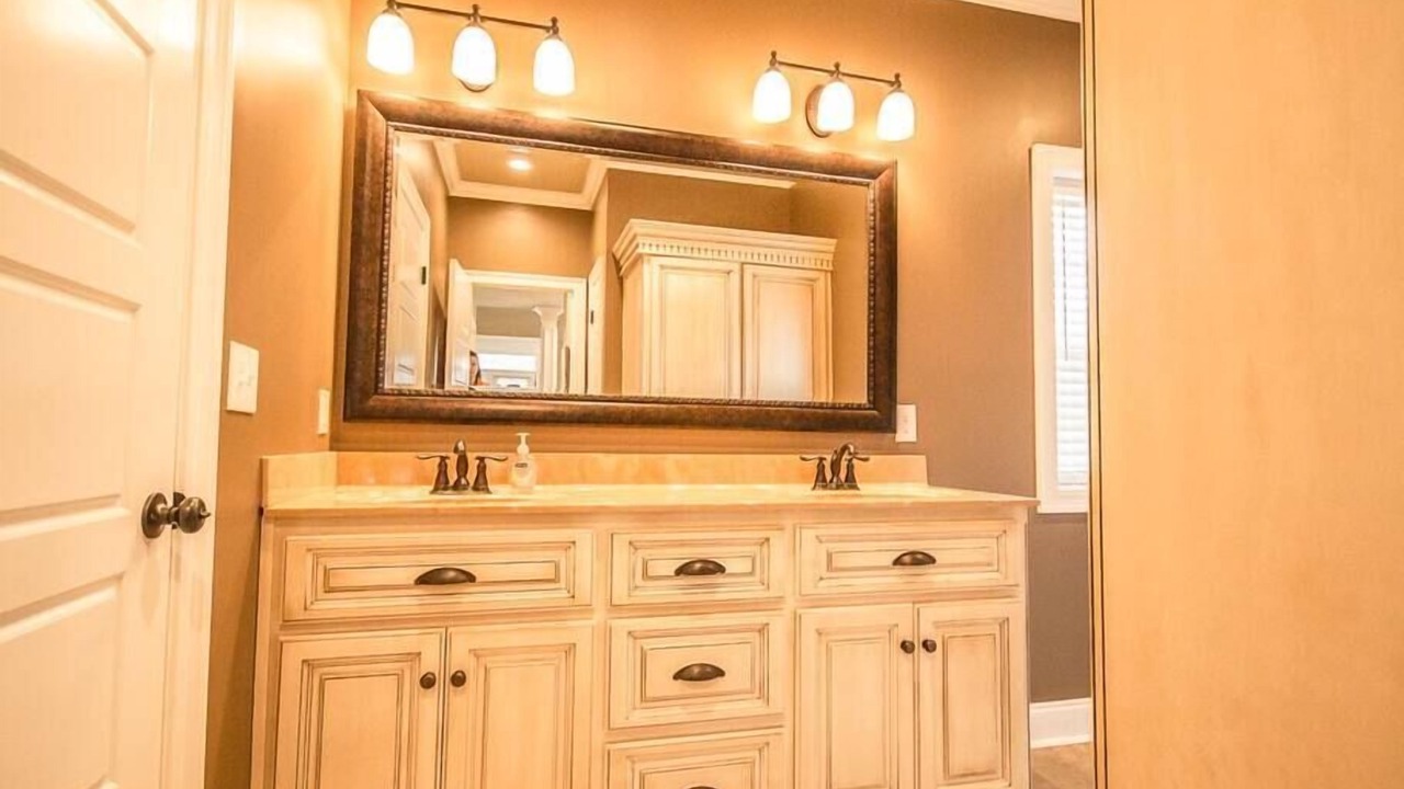 Photo of Bathroom in Pigeon Forge