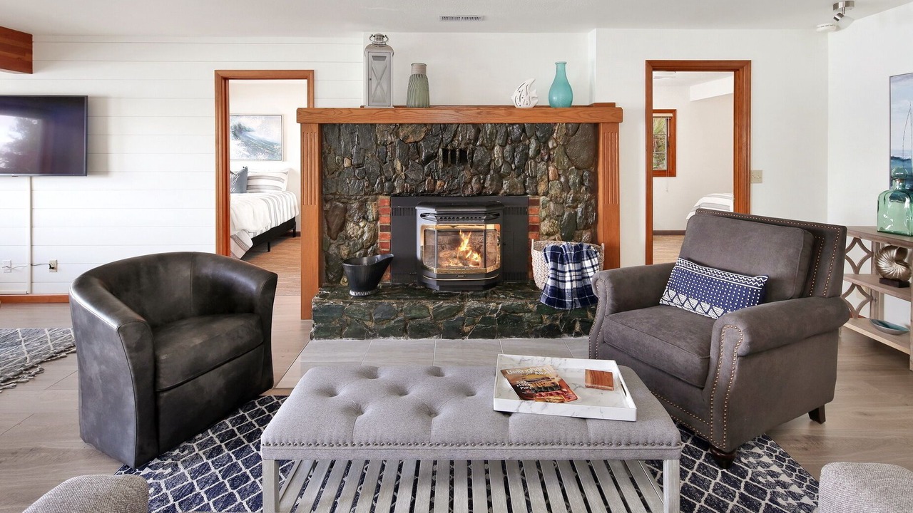 Photo of Livingroom in Lummi Island