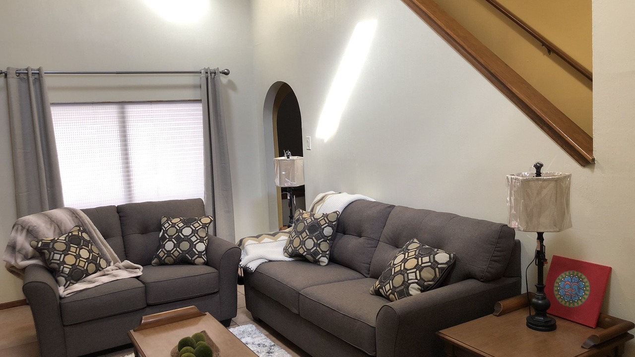 Photo of Livingroom in Taylor Ranch