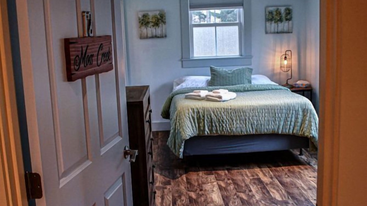 Photo of Others in Goshen