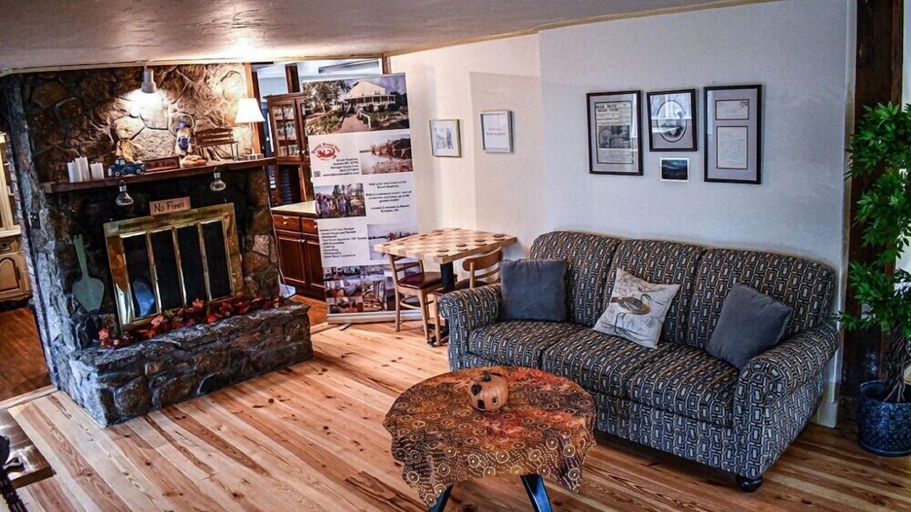 Photo of Others in Goshen