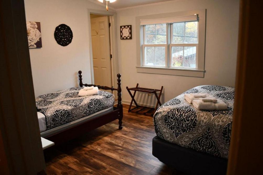 Photo of Others in Goshen