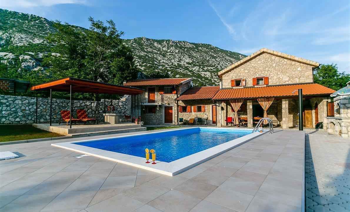 Photo of Outdoor in Drivenik